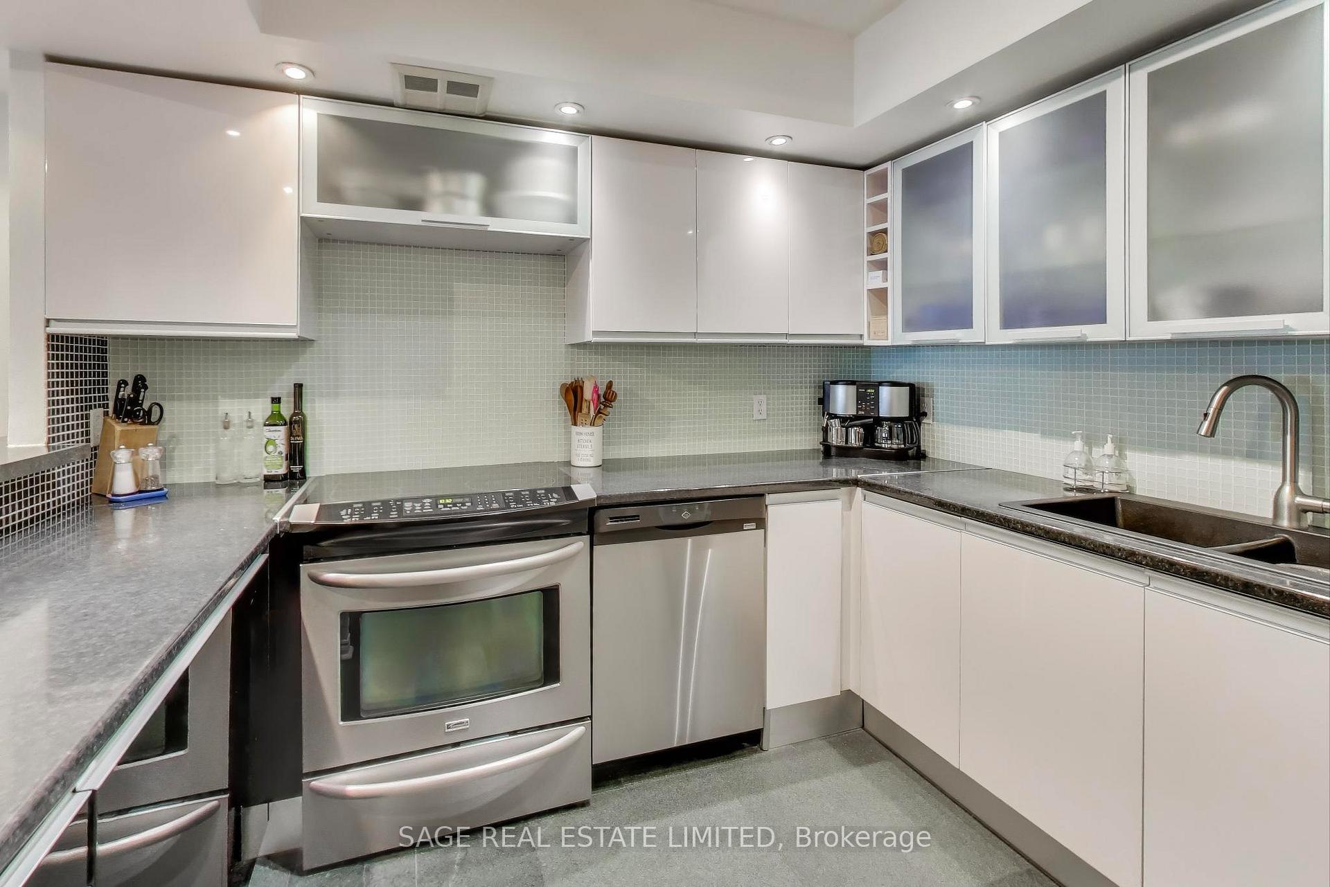Photo 7 of Unit 1605, 25 The Esplanade, Toronto, Waterfront Communities — HOMEH