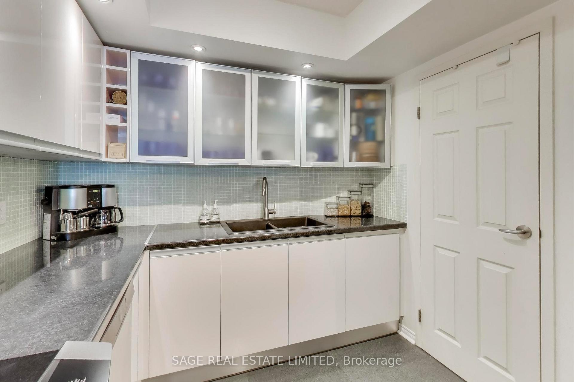 Photo 8 of Unit 1605, 25 The Esplanade, Toronto, Waterfront Communities — HOMEH