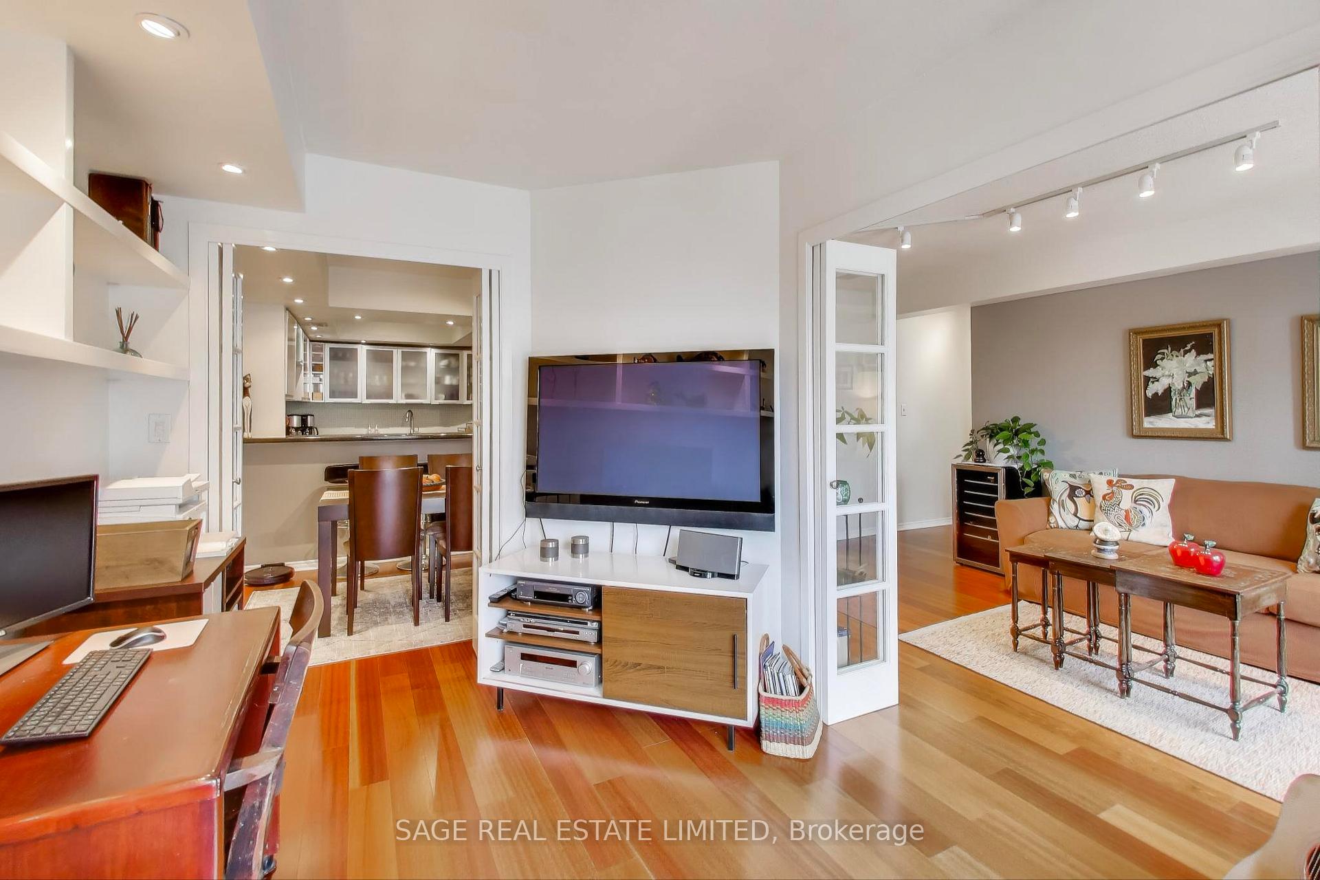 Photo 13 of Unit 1605, 25 The Esplanade, Toronto, Waterfront Communities — HOMEH