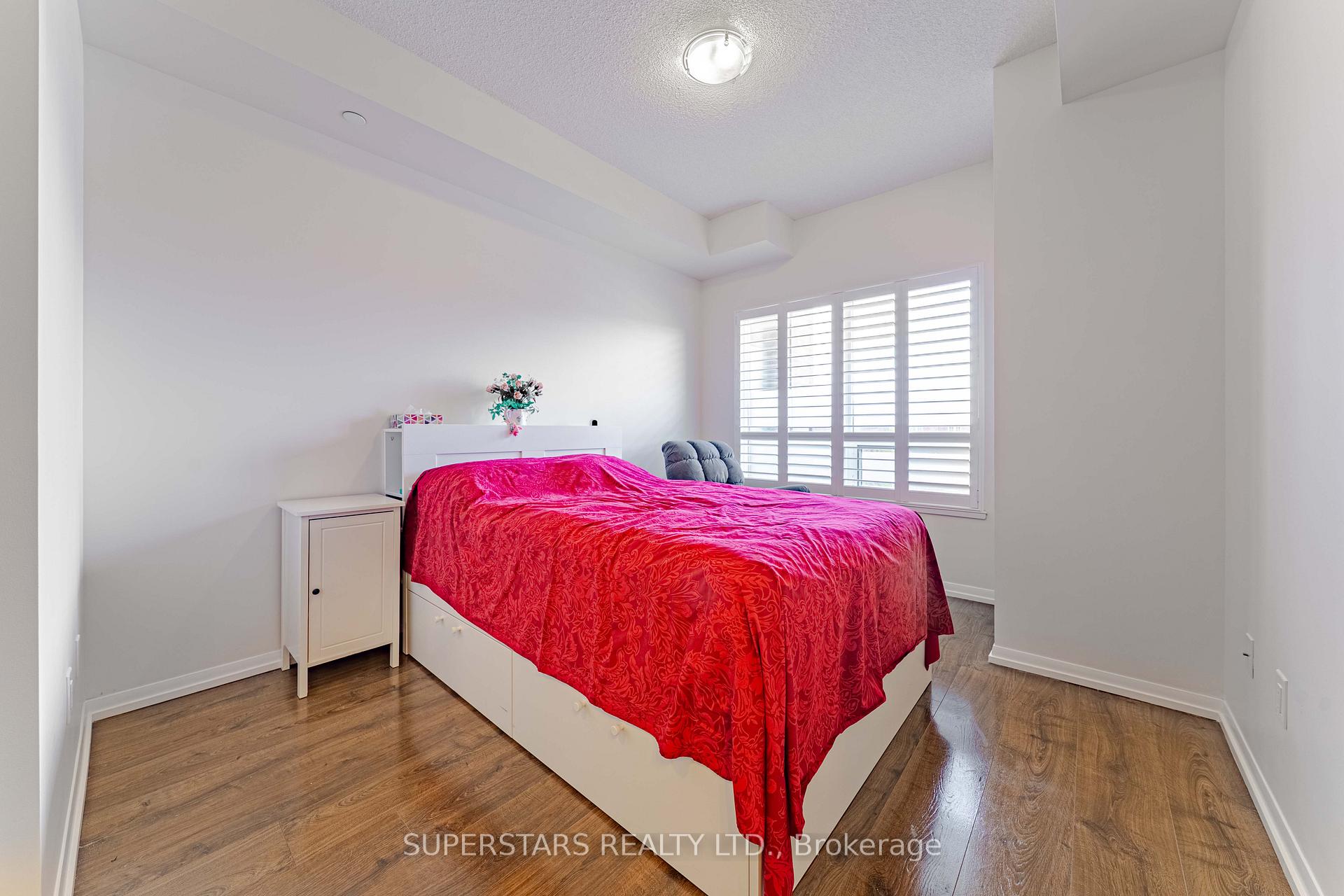 Photo 13 of Unit 223, 540 Bur Oak Avenue, Markham, Berczy — HOMEH