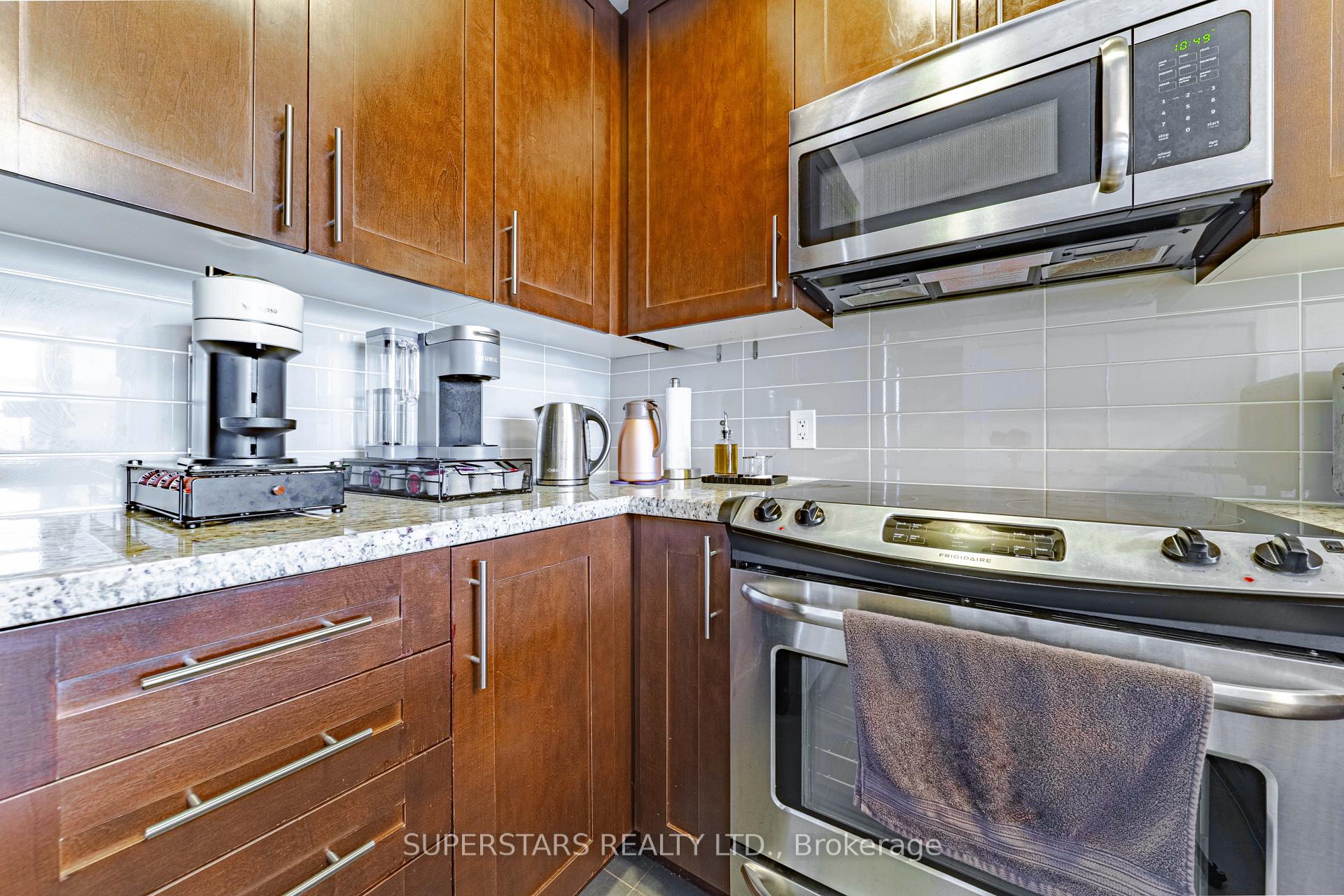 Photo 25 of Unit 223, 540 Bur Oak Avenue, Markham, Berczy — HOMEH