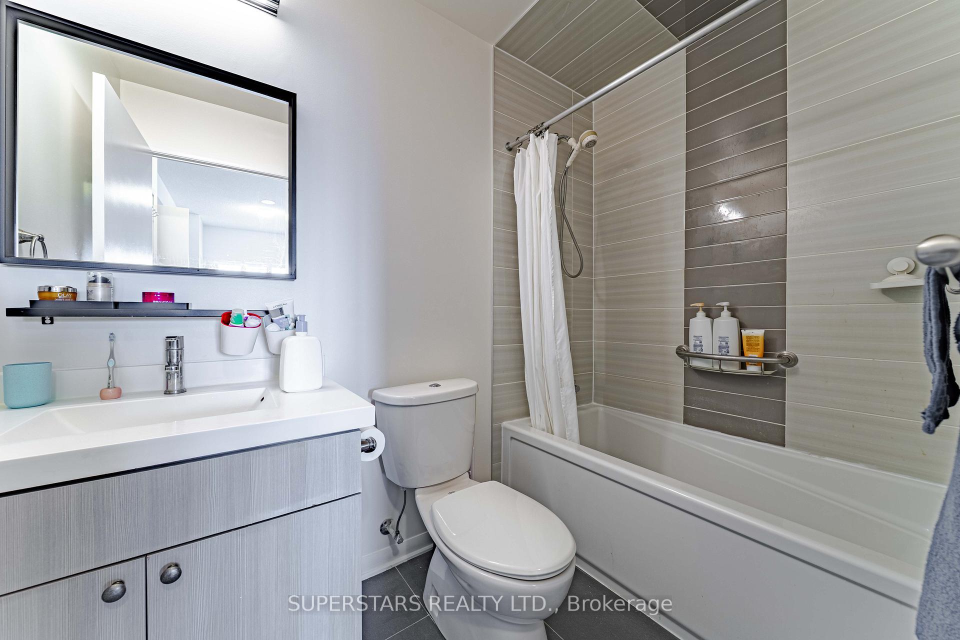 Photo 33 of Unit 223, 540 Bur Oak Avenue, Markham, Berczy — HOMEH