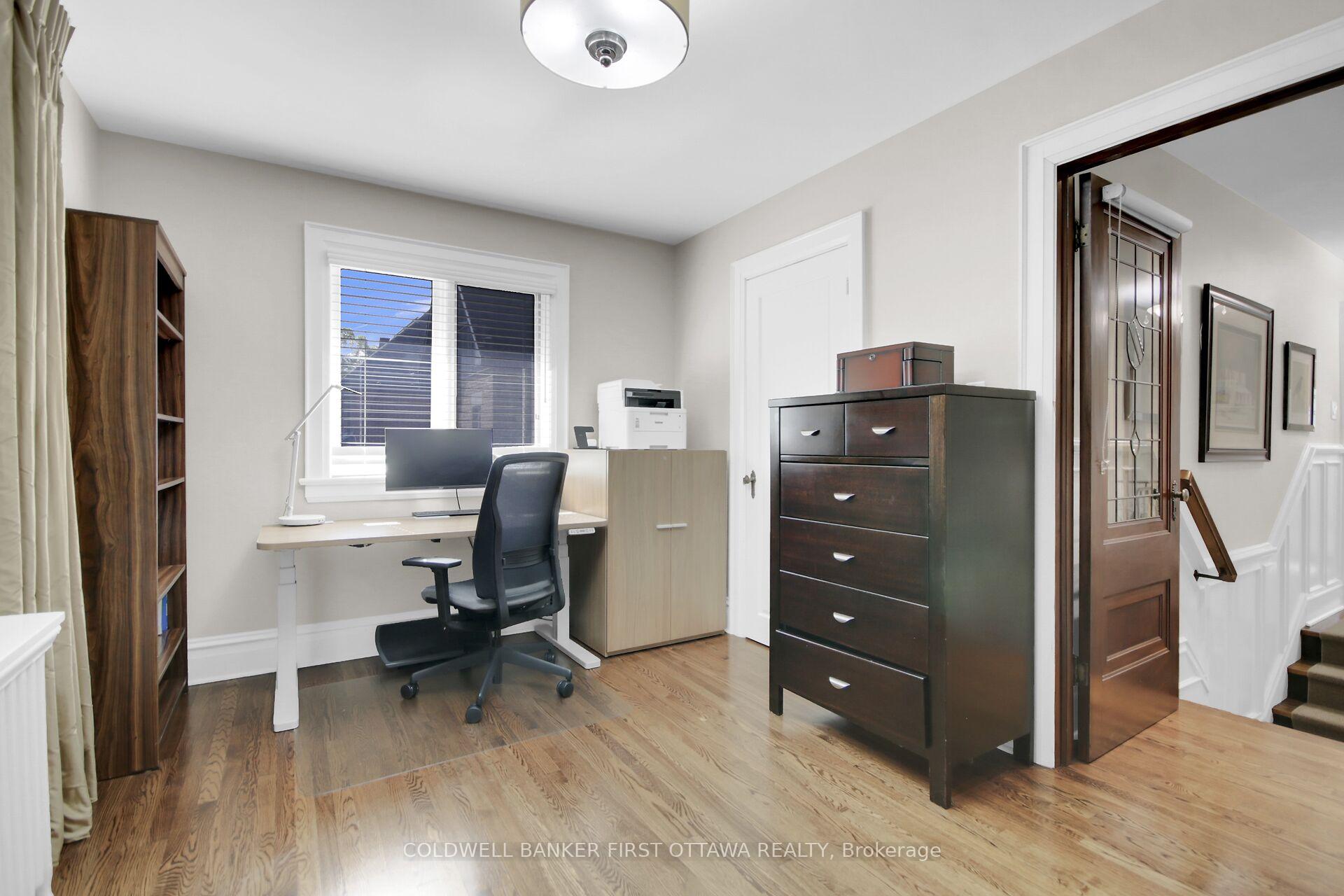 Photo 37 of 381 Huron Avenue S, Ottawa, Civic Hospital — HOMEH
