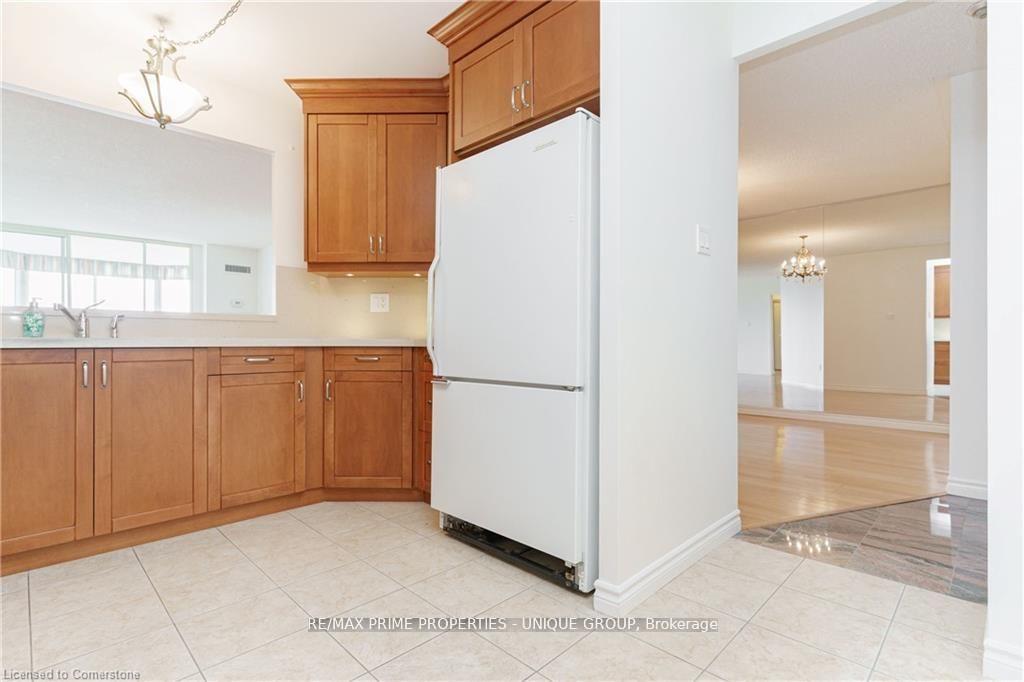 Photo 15 of Unit 827, 25 Austin Drive, Markham, Markville — HOMEH