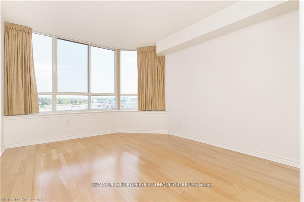Photo 20 of Unit 827, 25 Austin Drive, Markham, Markville — HOMEH