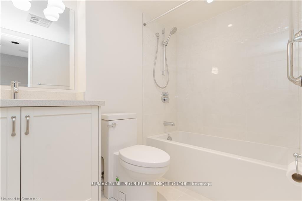 Photo 22 of Unit 827, 25 Austin Drive, Markham, Markville — HOMEH