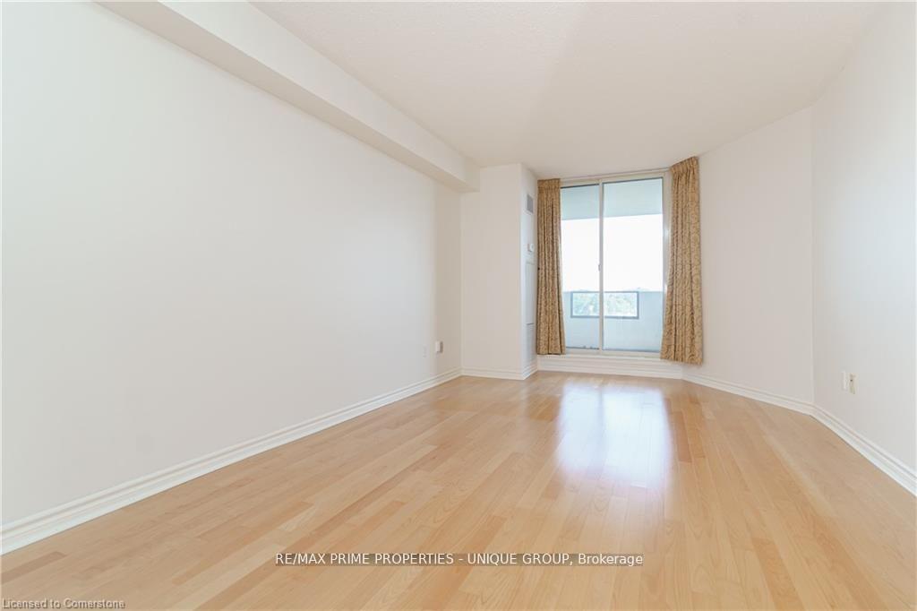 Photo 24 of Unit 827, 25 Austin Drive, Markham, Markville — HOMEH