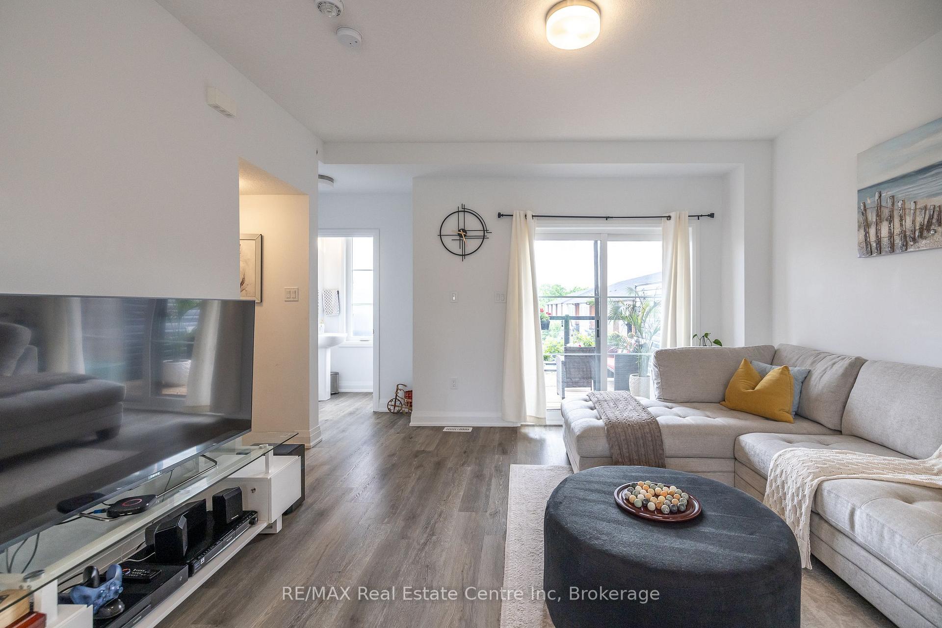 Photo 8 of 170 Huron Street, Guelph, St. Patrick's Ward — HOMEH