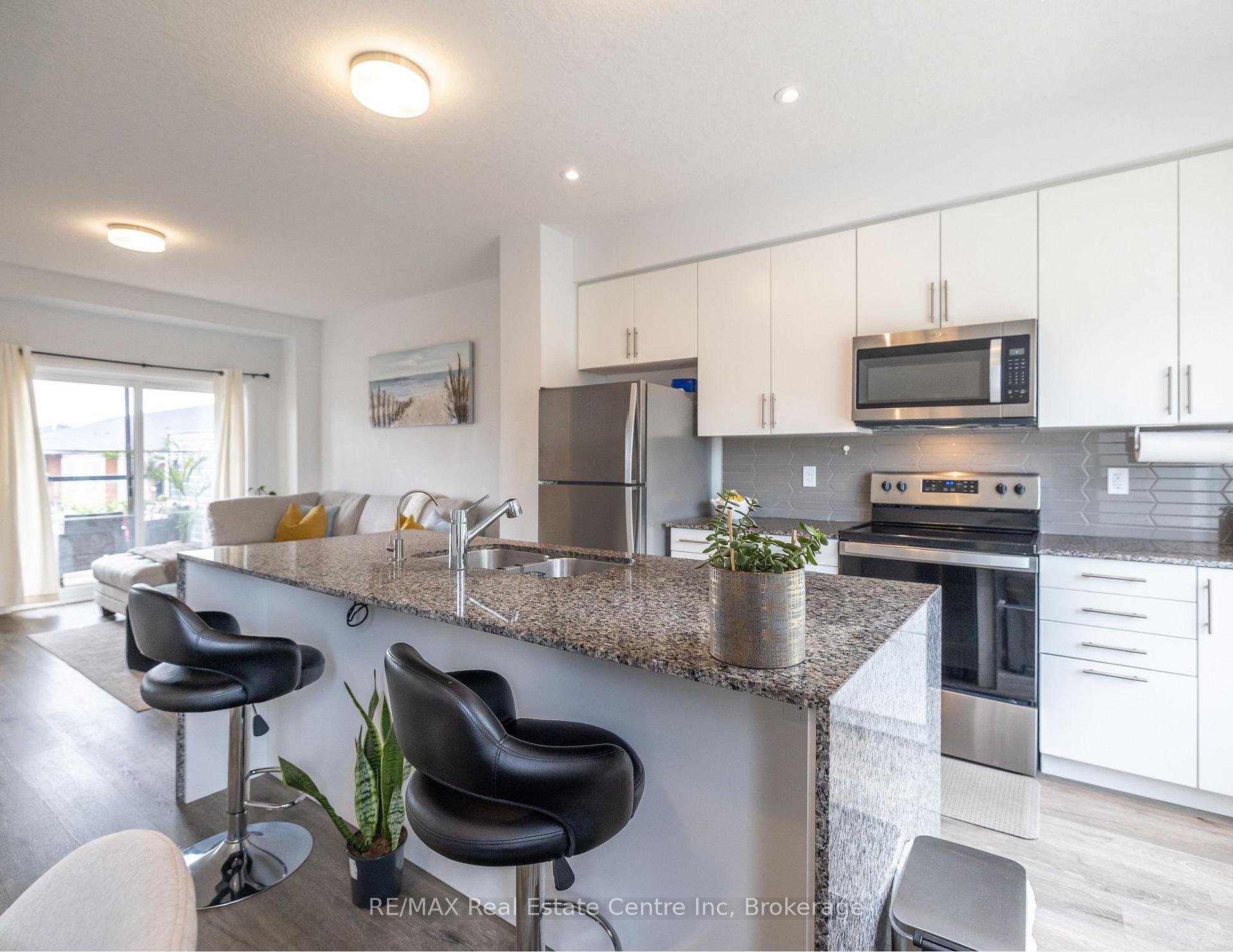 Photo 9 of 170 Huron Street, Guelph, St. Patrick's Ward — HOMEH