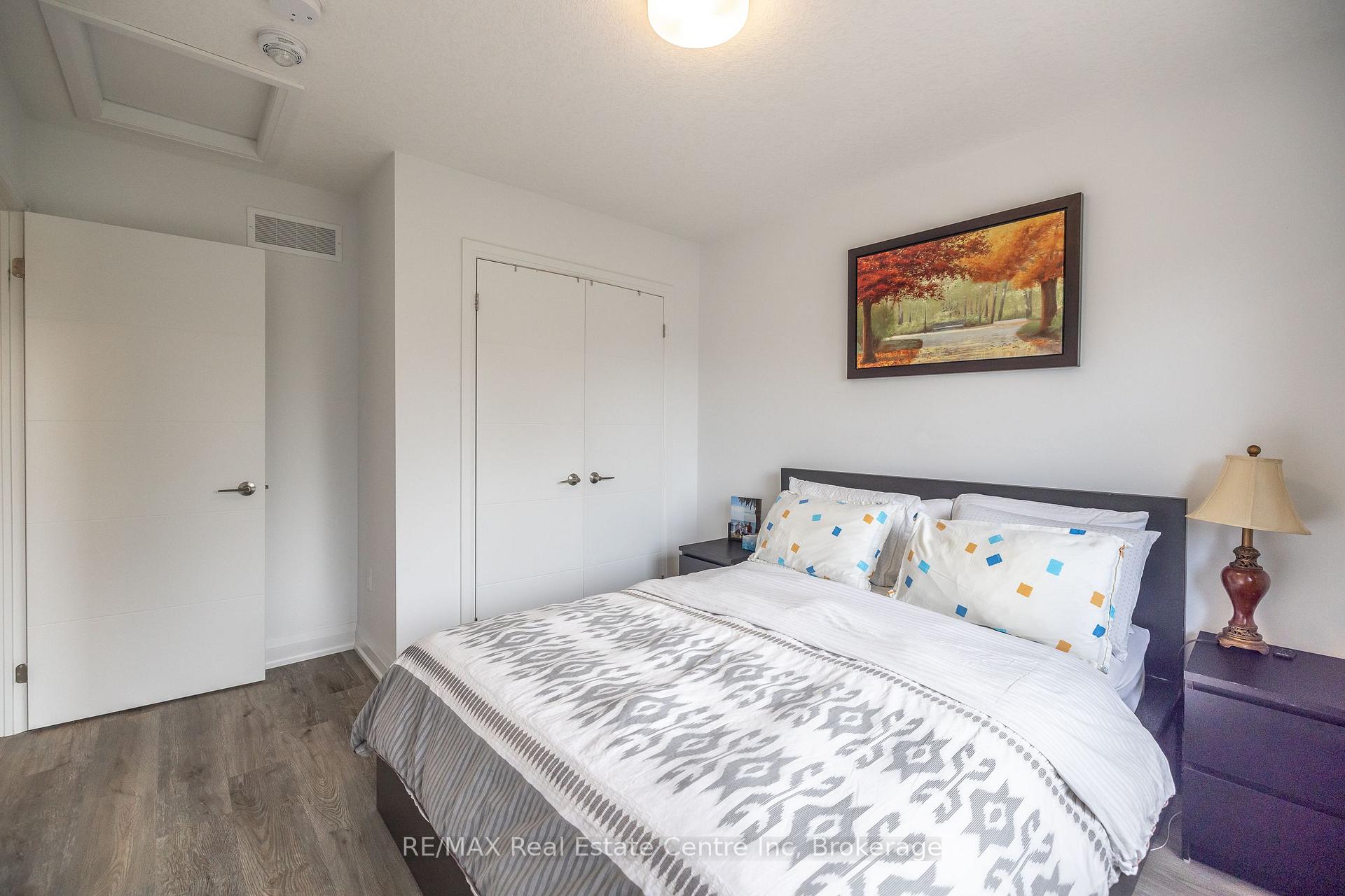 Photo 20 of 170 Huron Street, Guelph, St. Patrick's Ward — HOMEH