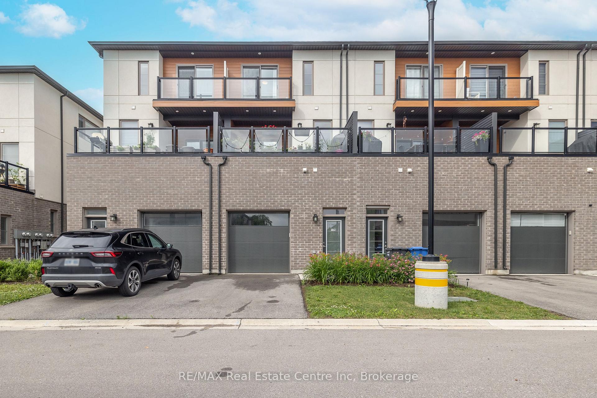 Photo 23 of 170 Huron Street, Guelph, St. Patrick's Ward — HOMEH