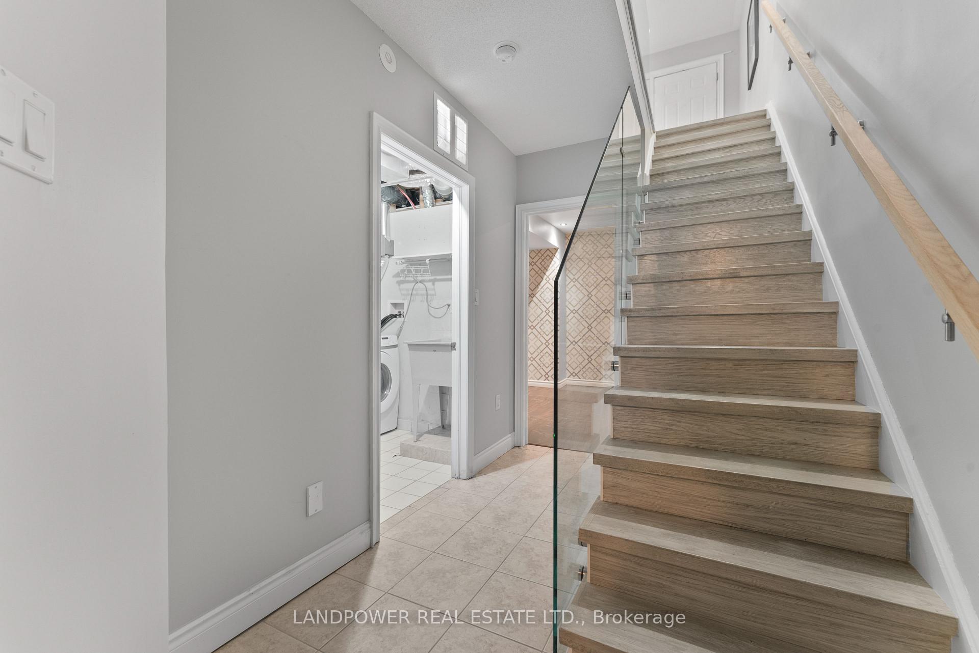 Photo 33 of 19 Saddlecreek Drive, Markham, Commerce Valley — HOMEH