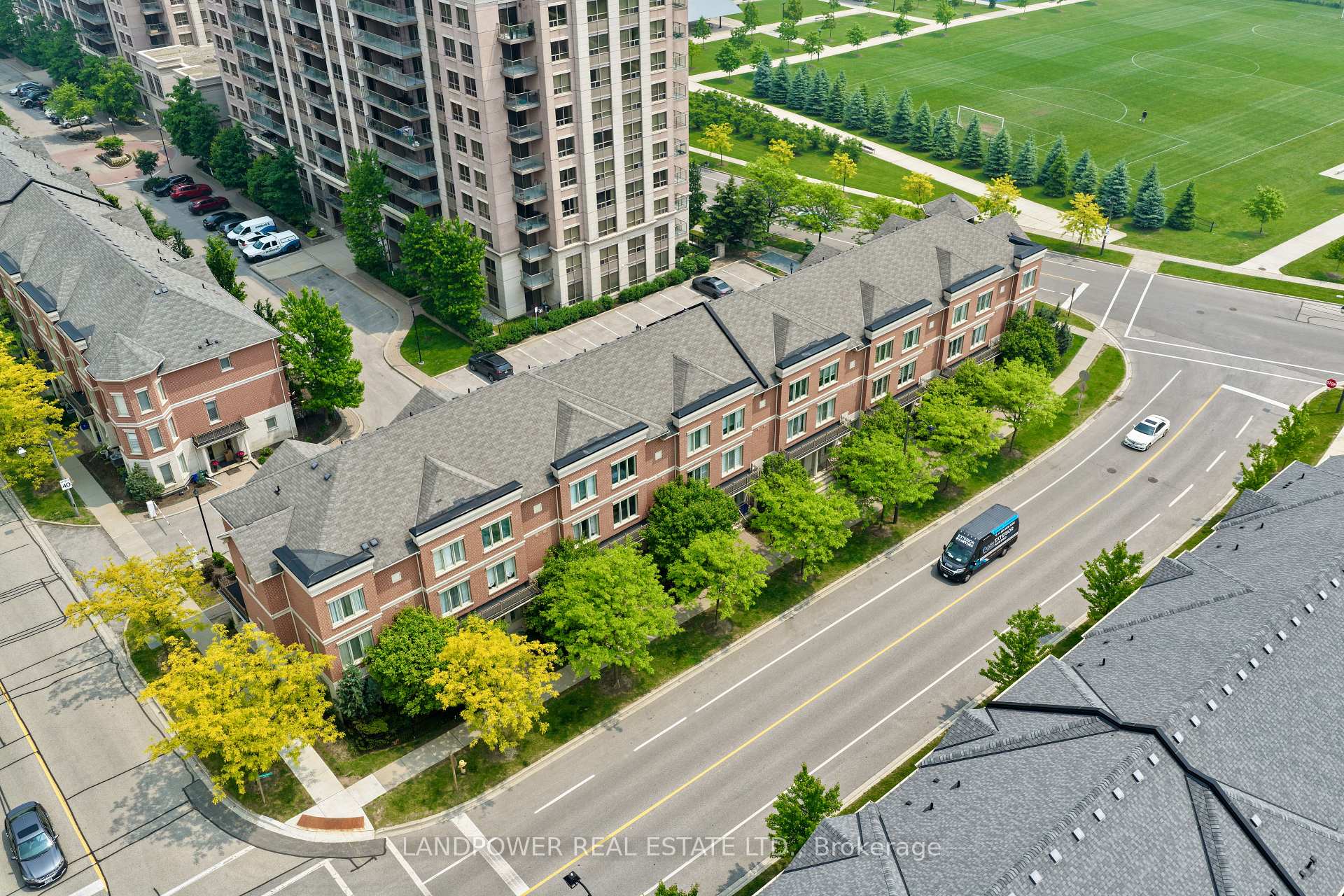 Photo 39 of 19 Saddlecreek Drive, Markham, Commerce Valley — HOMEH