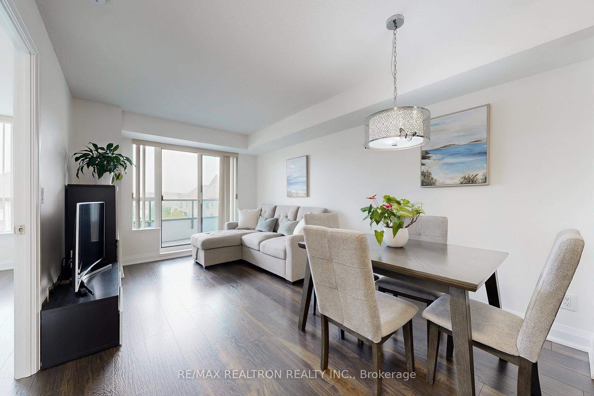 Photo 6 of Unit 321, 20 North Park Road, Vaughan, Beverley Glen — HOMEH