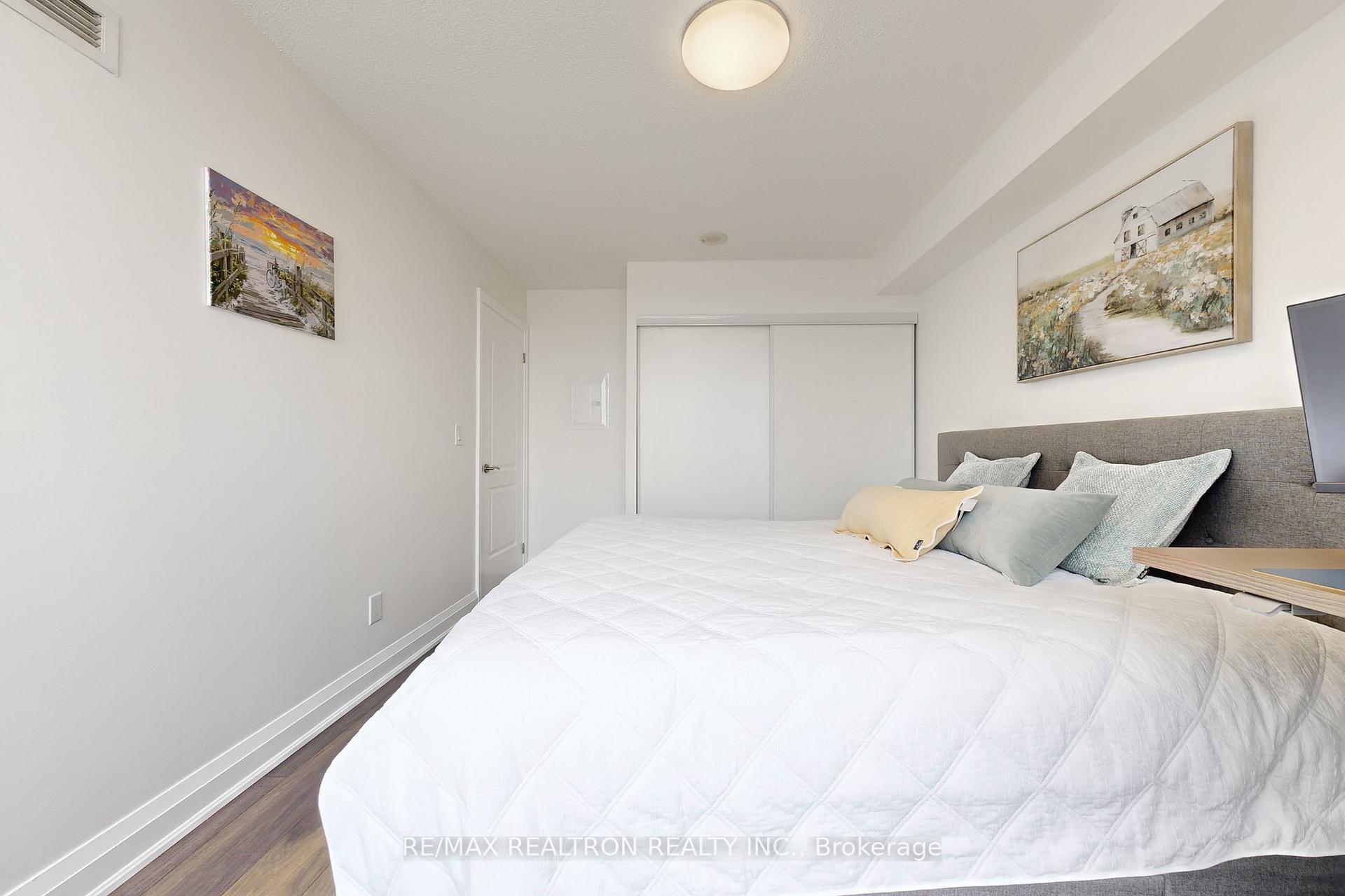 Photo 14 of Unit 321, 20 North Park Road, Vaughan, Beverley Glen — HOMEH