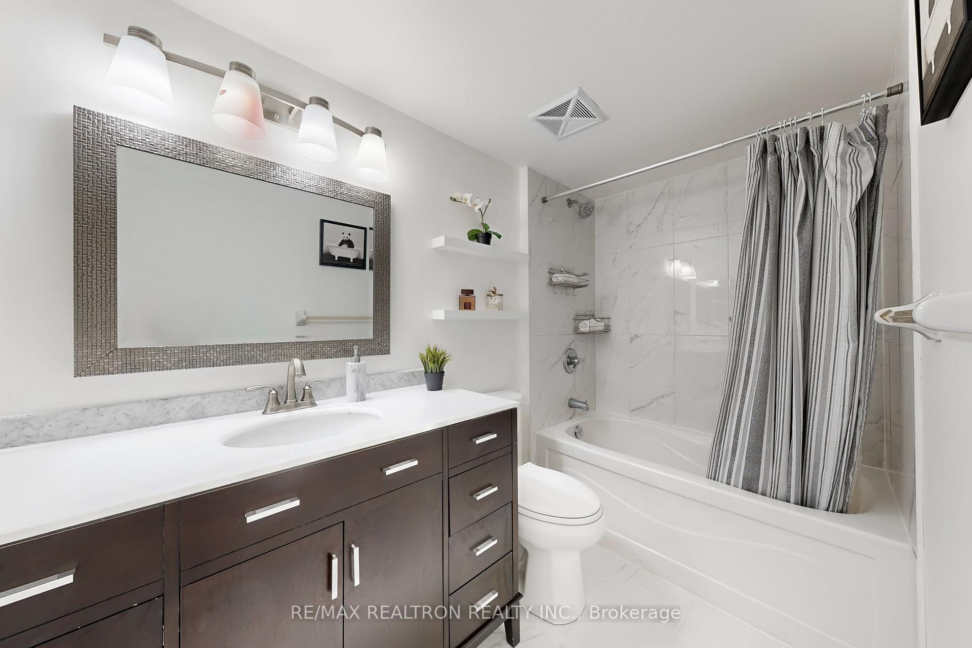 Photo 15 of Unit 321, 20 North Park Road, Vaughan, Beverley Glen — HOMEH