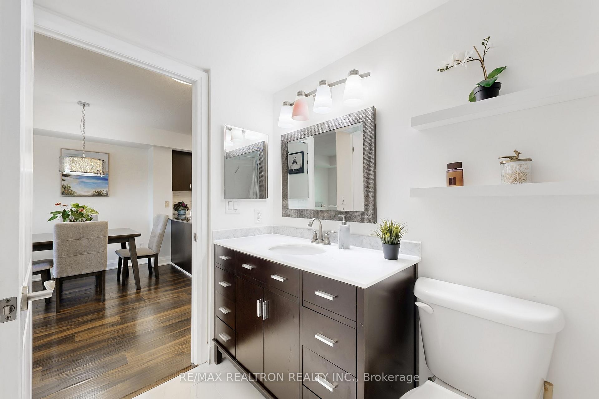Photo 16 of Unit 321, 20 North Park Road, Vaughan, Beverley Glen — HOMEH