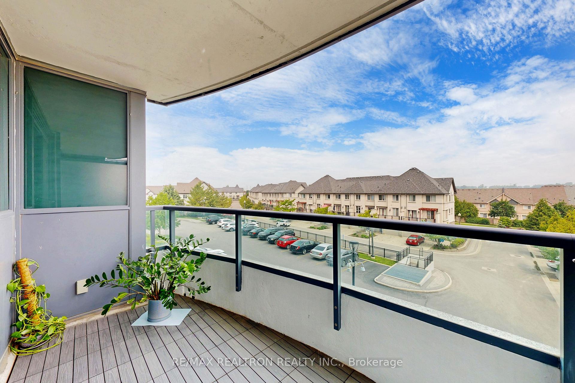 Photo 17 of Unit 321, 20 North Park Road, Vaughan, Beverley Glen — HOMEH