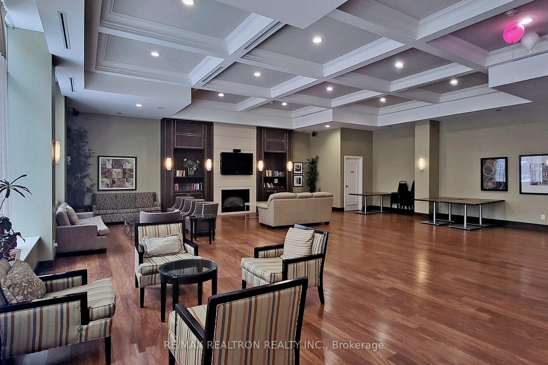 Photo 23 of Unit 321, 20 North Park Road, Vaughan, Beverley Glen — HOMEH