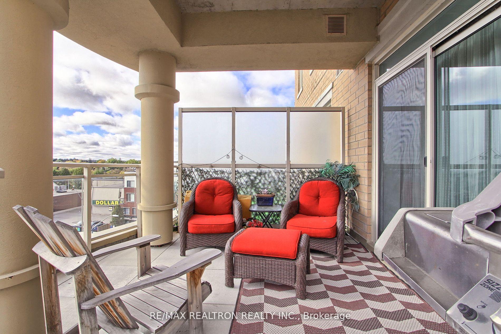 Photo 21 of Unit 506, 15277 Yonge Street, Aurora, Aurora Village — HOMEH