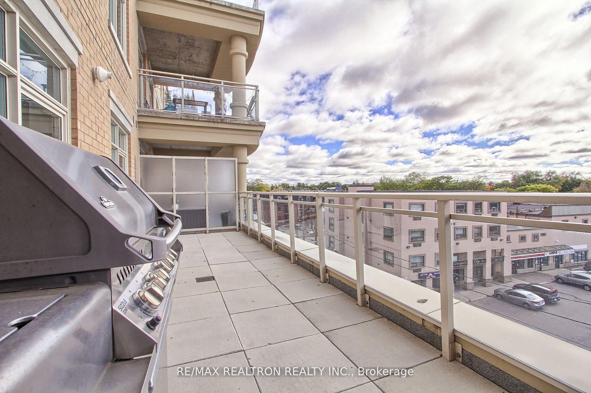 Photo 22 of Unit 506, 15277 Yonge Street, Aurora, Aurora Village — HOMEH