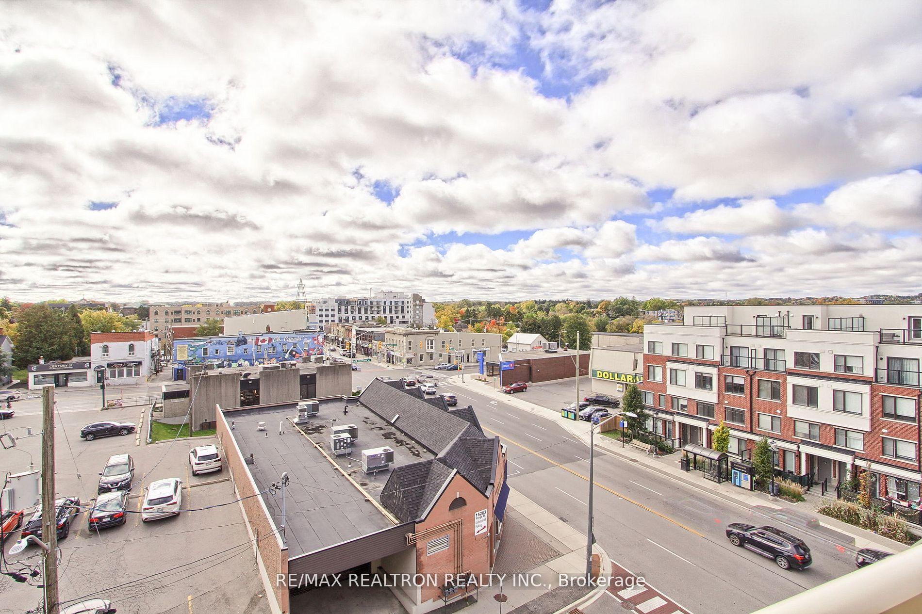 Photo 23 of Unit 506, 15277 Yonge Street, Aurora, Aurora Village — HOMEH