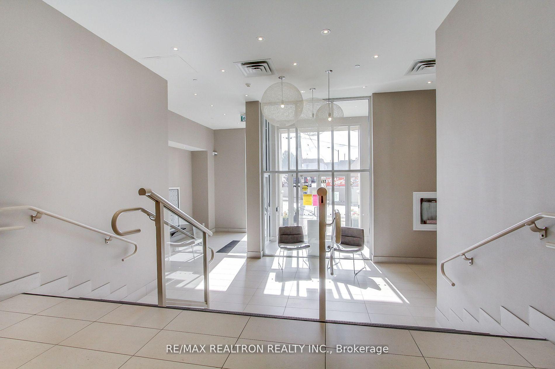 Photo 25 of Unit 506, 15277 Yonge Street, Aurora, Aurora Village — HOMEH