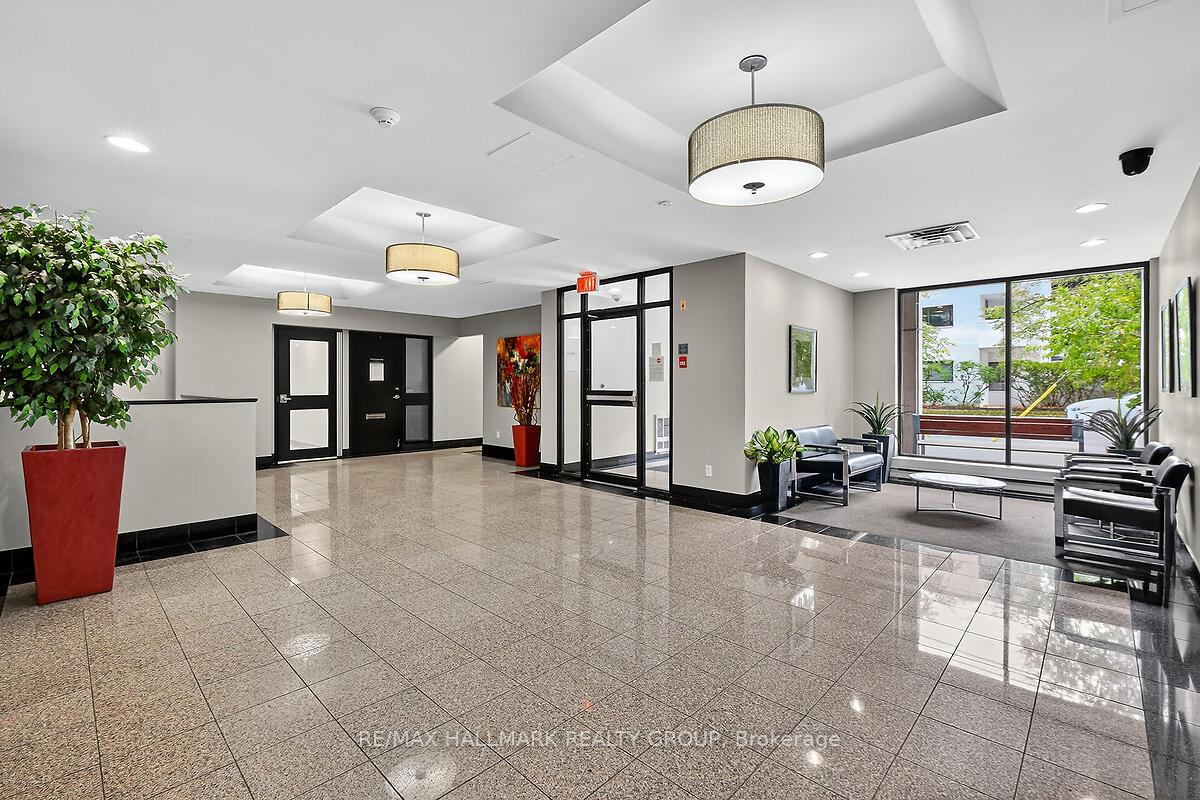 Photo 4 of Unit 305, 110 Forward Avenue, Ottawa, Mechanicsville — HOMEH