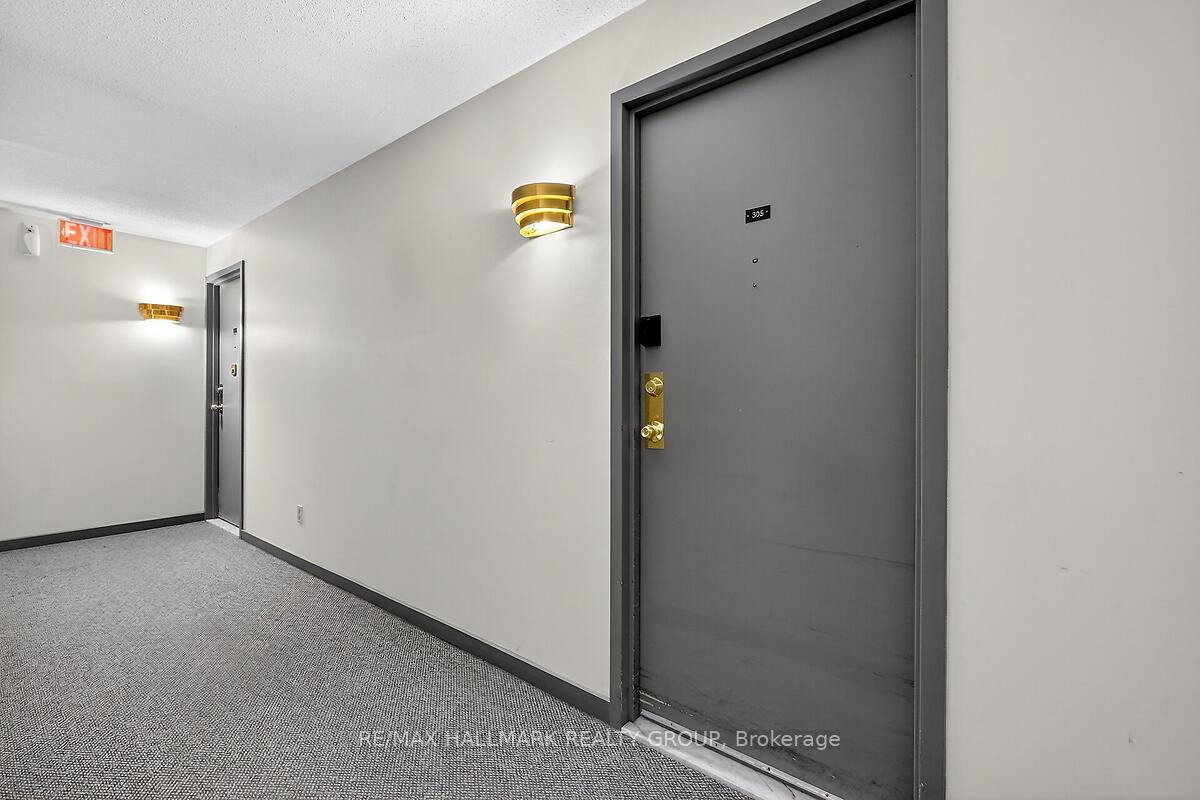 Photo 8 of Unit 305, 110 Forward Avenue, Ottawa, Mechanicsville — HOMEH