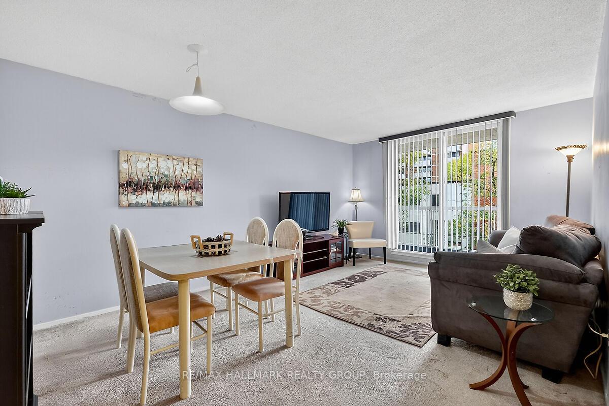 Photo 9 of Unit 305, 110 Forward Avenue, Ottawa, Mechanicsville — HOMEH