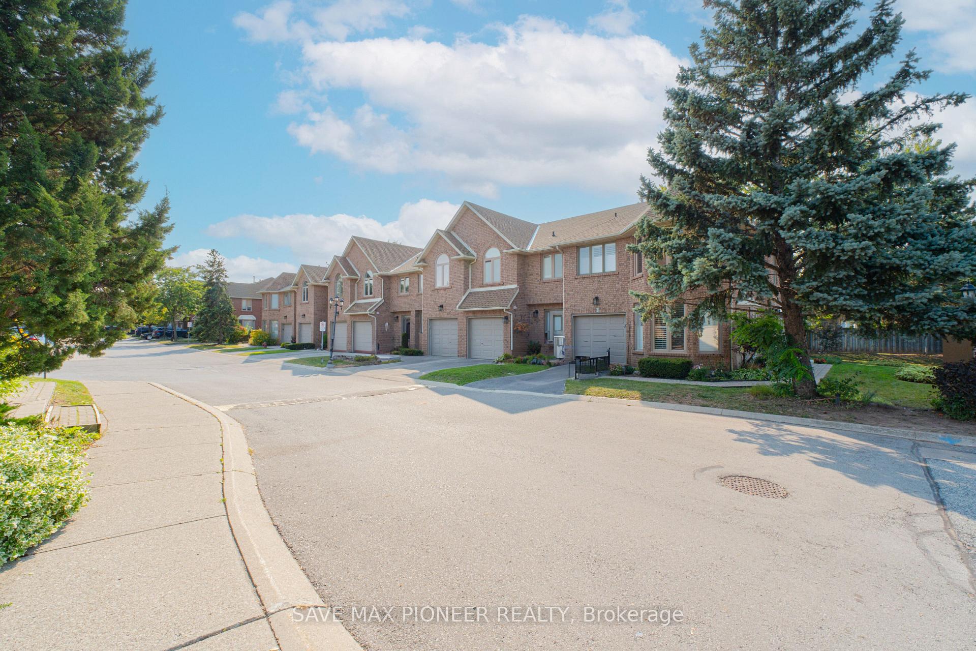 Photo 2 of Unit 2, 502 Barton Street, Hamilton, Stoney Creek — HOMEH