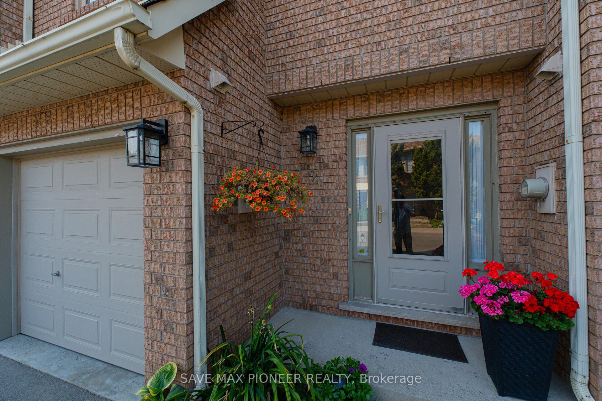 Photo 5 of Unit 2, 502 Barton Street, Hamilton, Stoney Creek — HOMEH