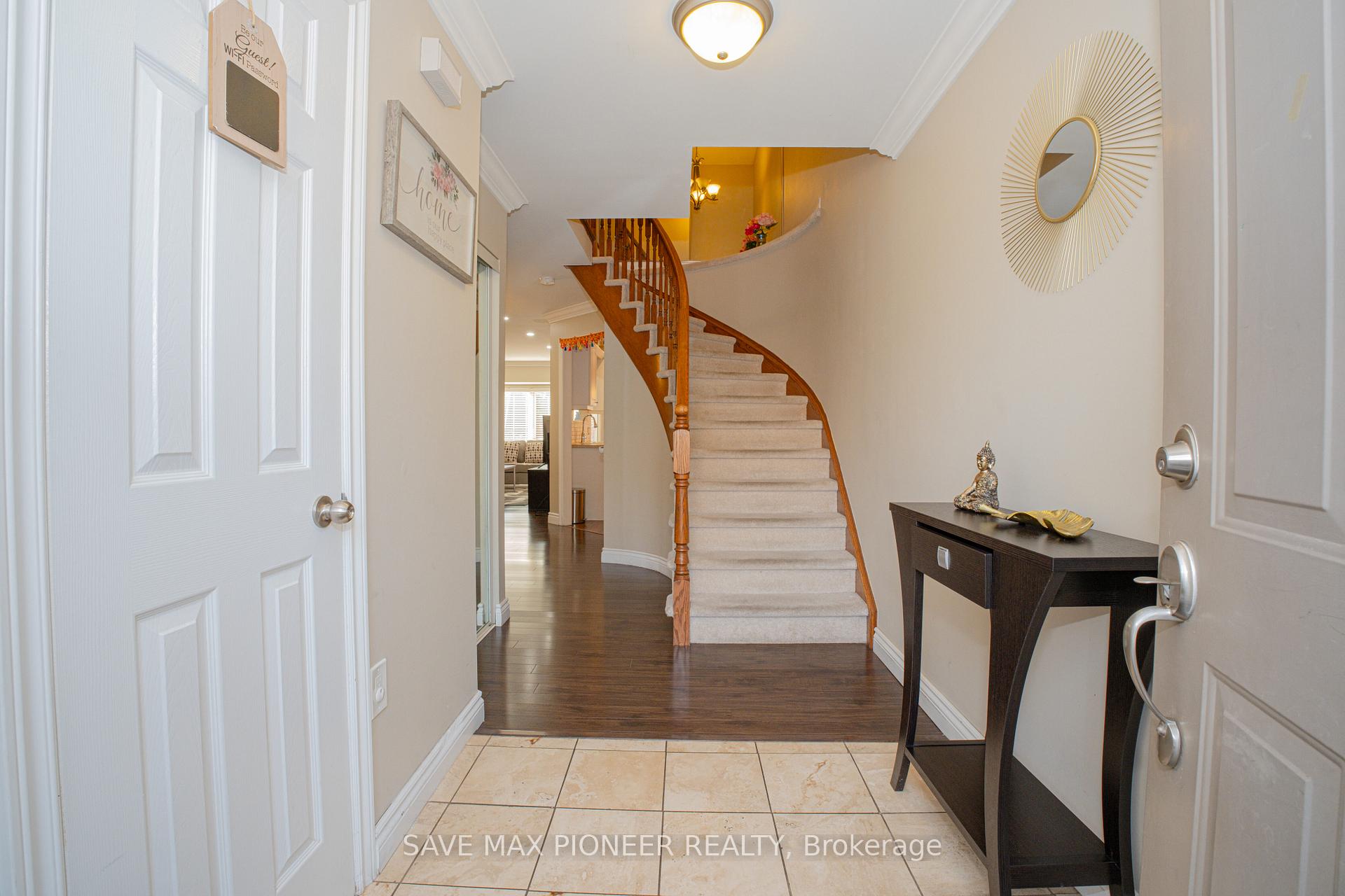 Photo 6 of Unit 2, 502 Barton Street, Hamilton, Stoney Creek — HOMEH