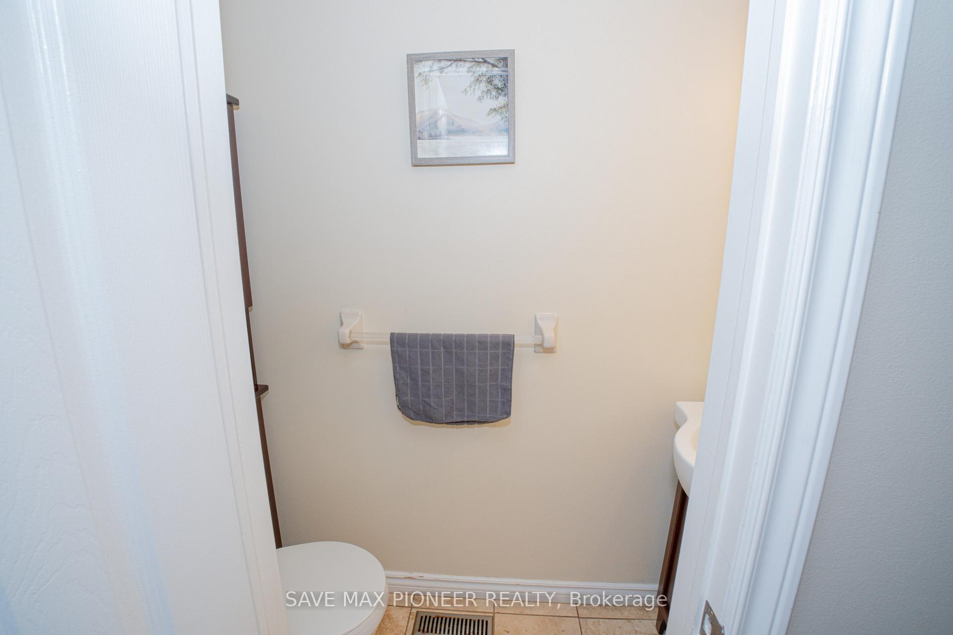 Photo 17 of Unit 2, 502 Barton Street, Hamilton, Stoney Creek — HOMEH