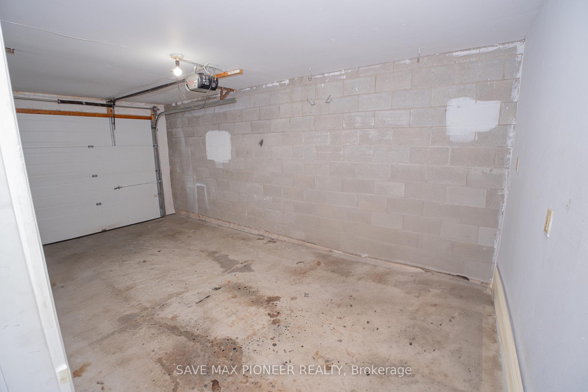 Photo 38 of Unit 2, 502 Barton Street, Hamilton, Stoney Creek — HOMEH