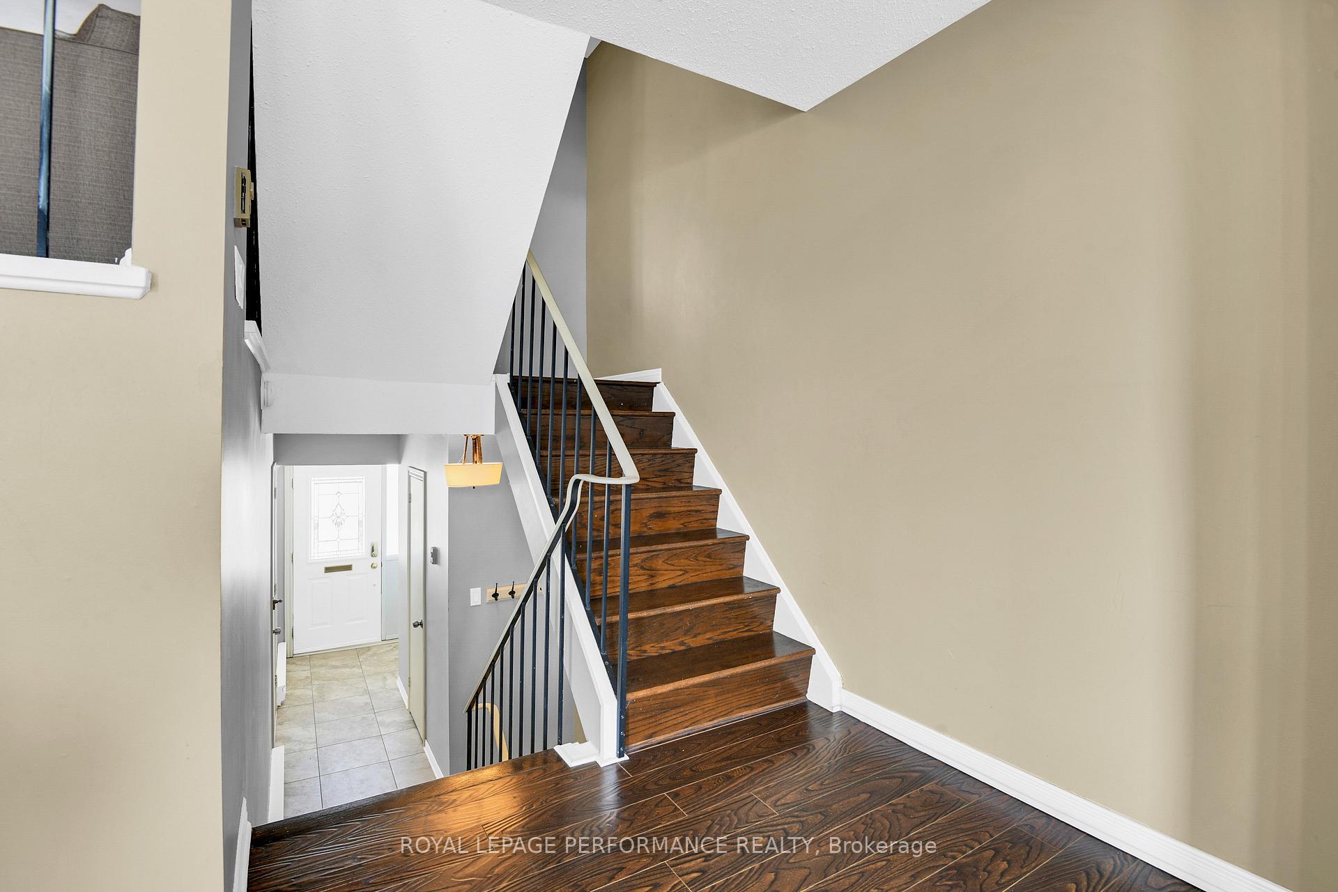 Photo 8 of 222 Huntridge, Ottawa, Hunt Club/Western Community — HOMEH
