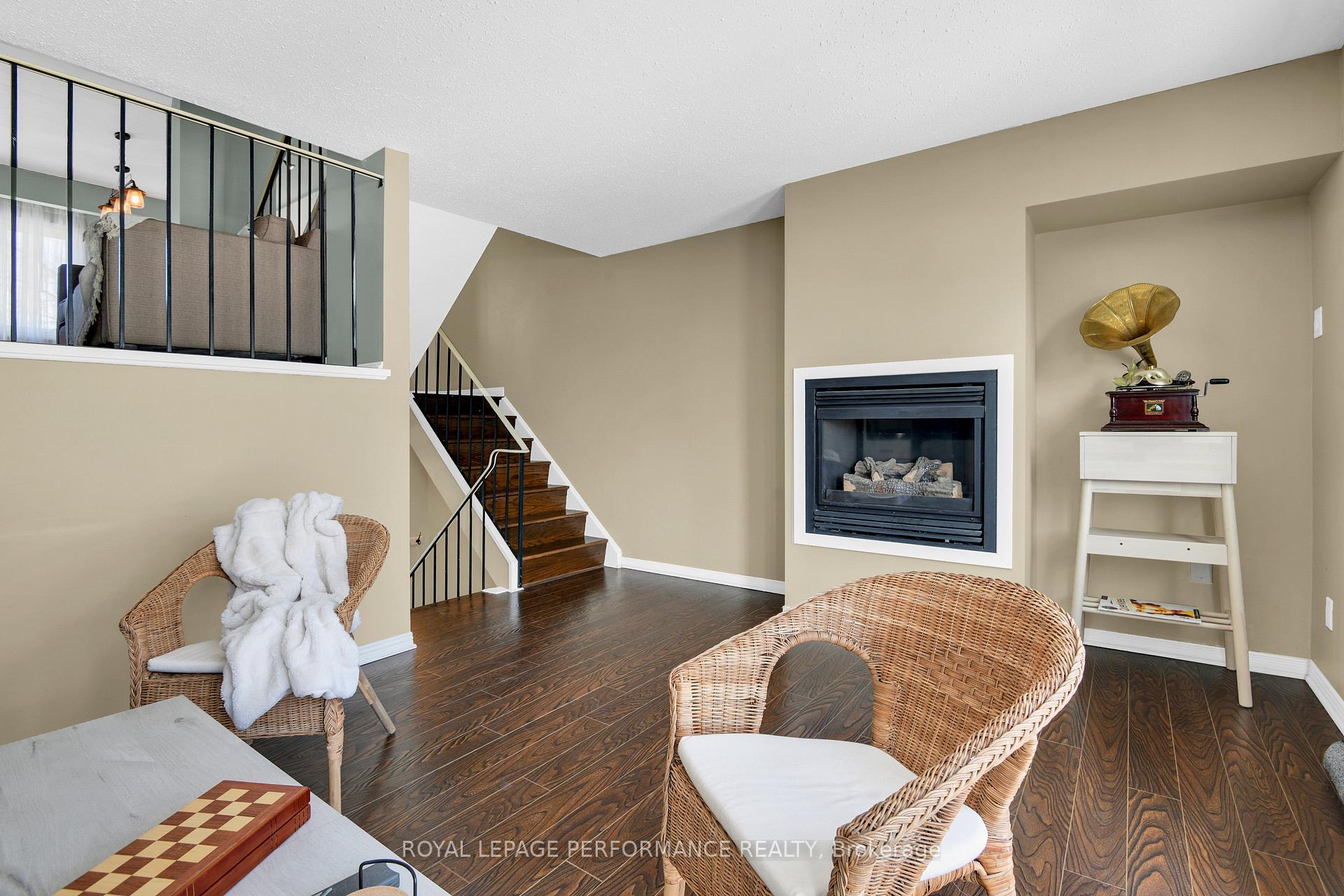 Photo 13 of 222 Huntridge, Ottawa, Hunt Club/Western Community — HOMEH
