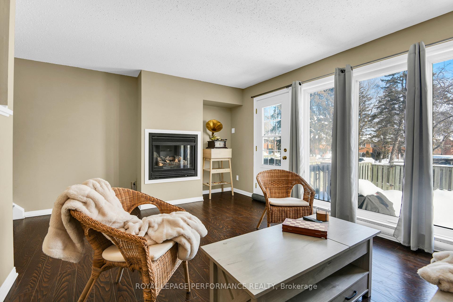 Photo 14 of 222 Huntridge, Ottawa, Hunt Club/Western Community — HOMEH