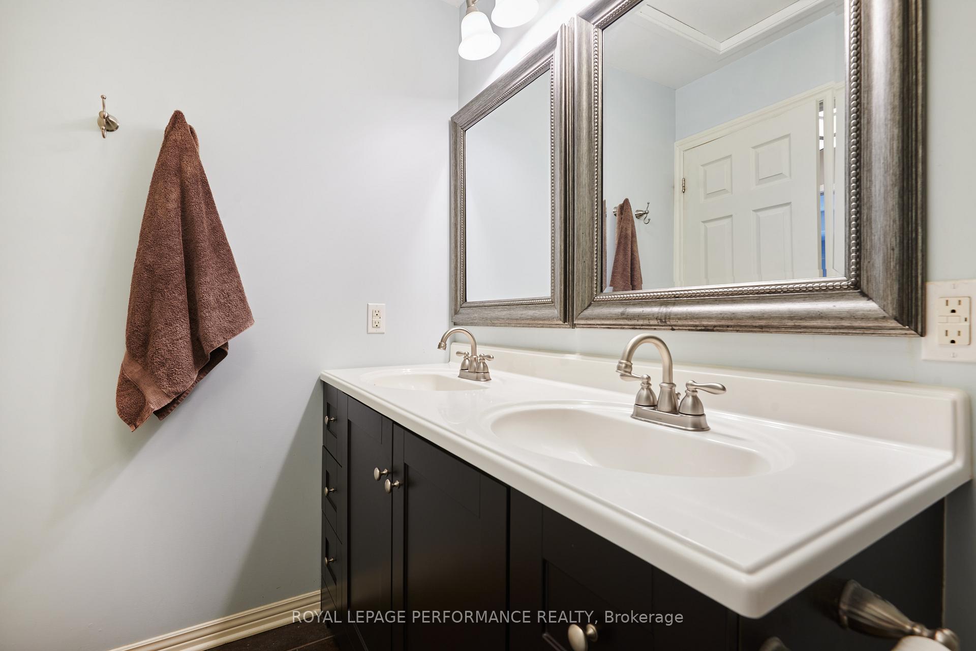 Photo 37 of 222 Huntridge, Ottawa, Hunt Club/Western Community — HOMEH