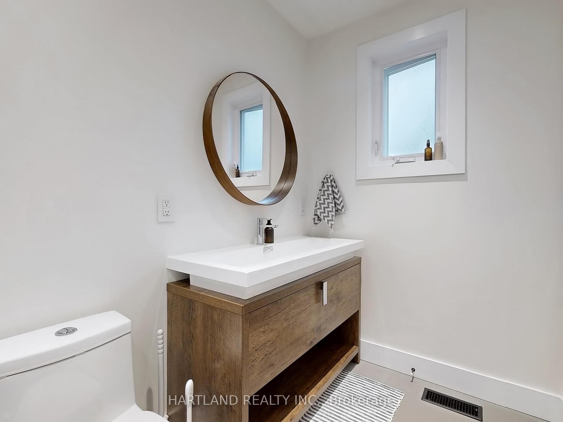 Photo 20 of 61 Davis Road, Aurora, Aurora Highlands — HOMEH