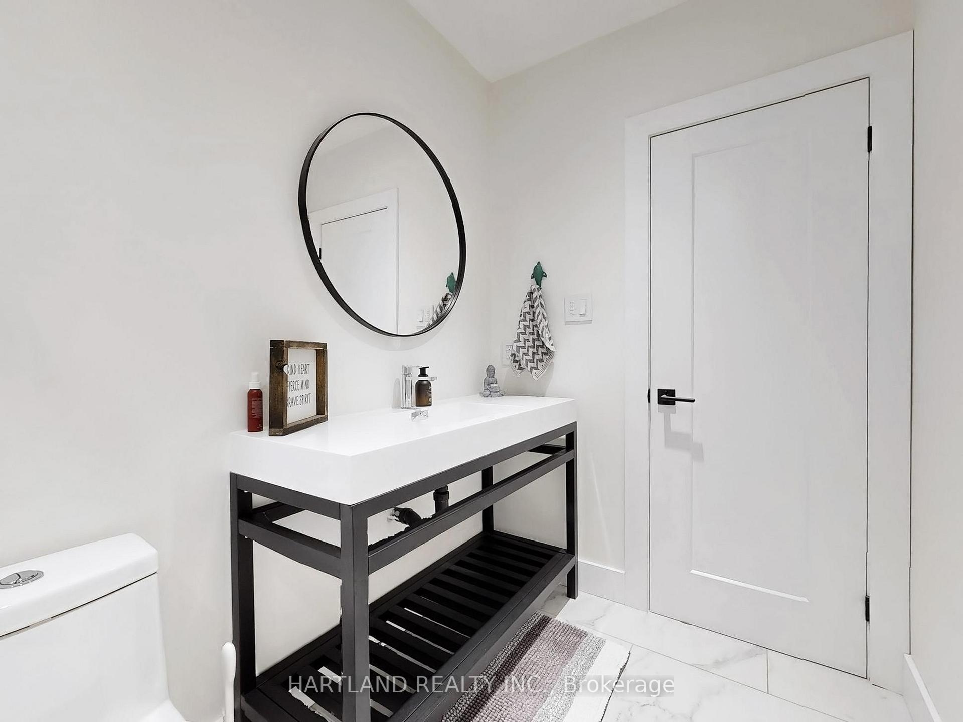 Photo 26 of 61 Davis Road, Aurora, Aurora Highlands — HOMEH