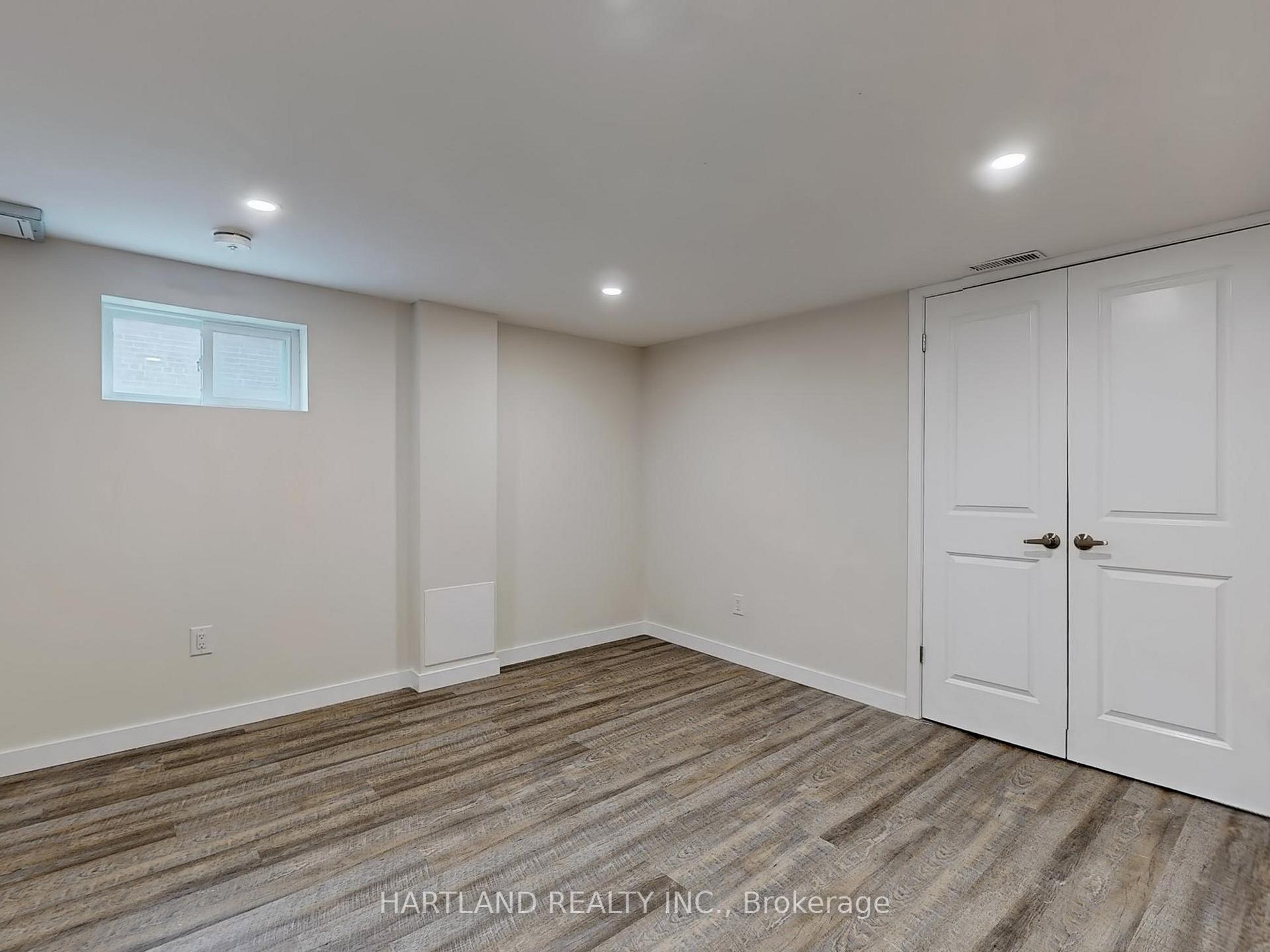 Photo 39 of 61 Davis Road, Aurora, Aurora Highlands — HOMEH
