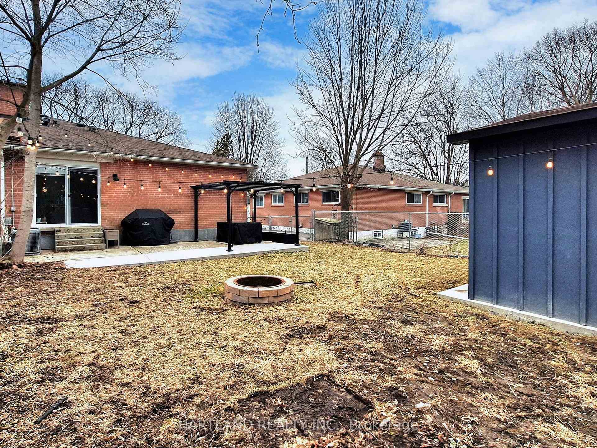 Photo 43 of 61 Davis Road, Aurora, Aurora Highlands — HOMEH