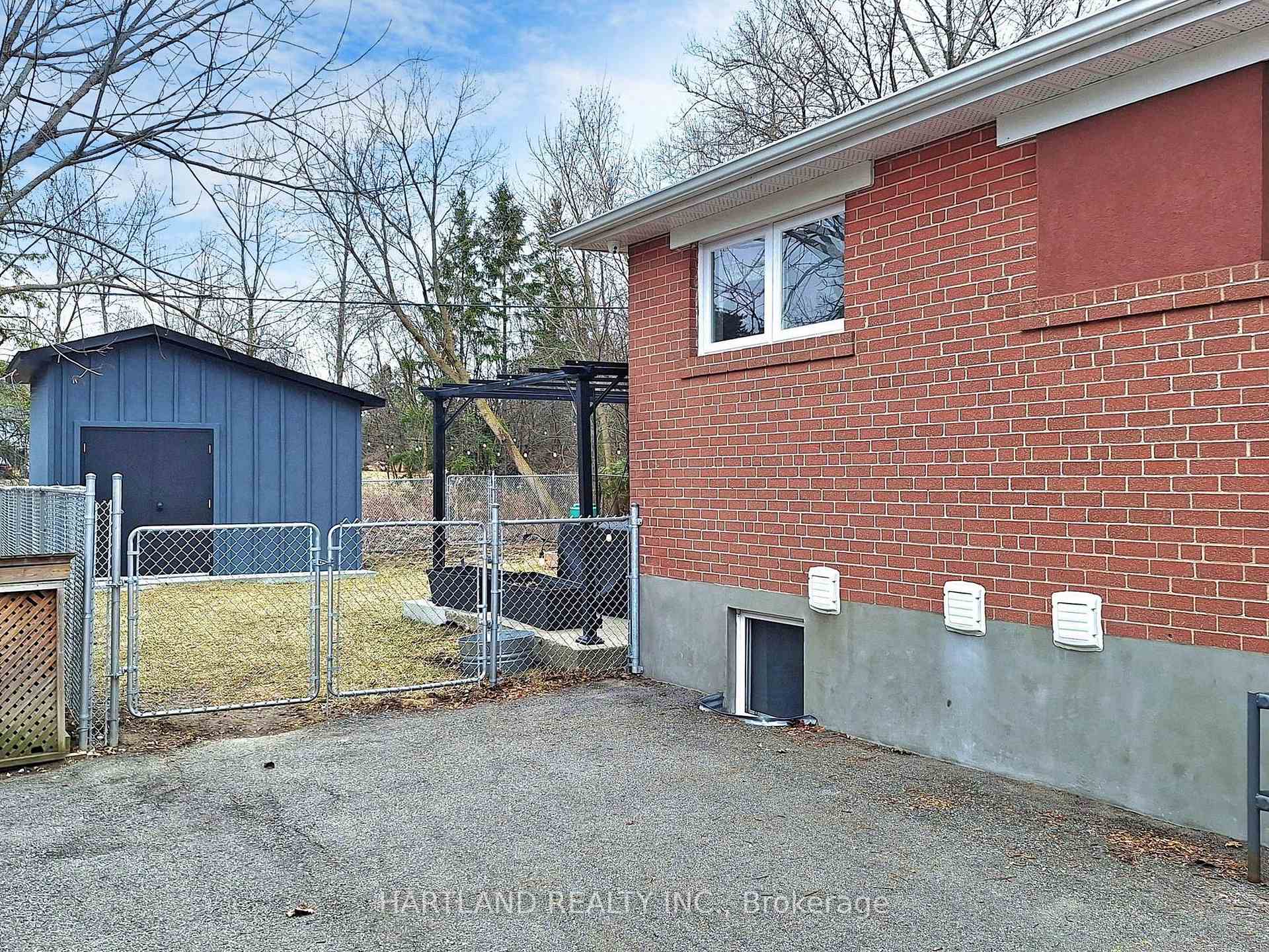 Photo 49 of 61 Davis Road, Aurora, Aurora Highlands — HOMEH