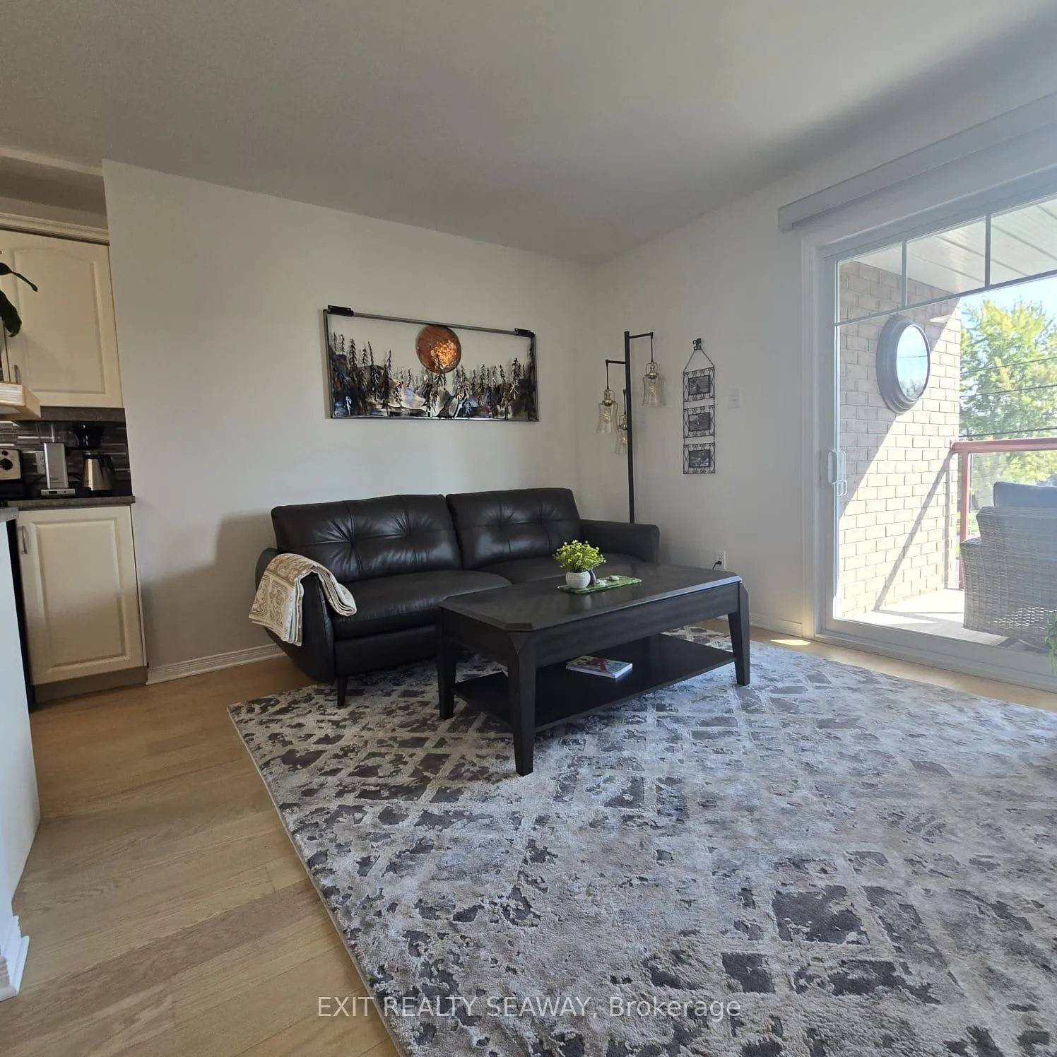 Photo 6 of Unit 201, 341 Water Street W, Cornwall — HOMEH