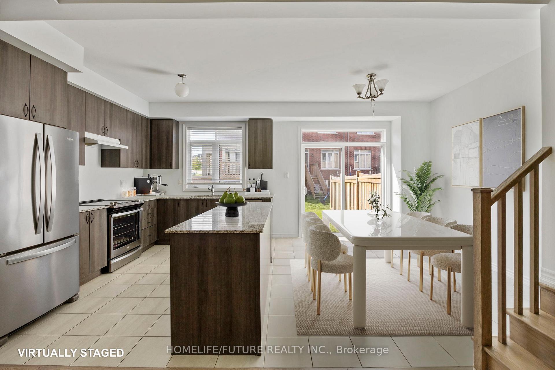 Photo 11 of 10 Brent Crescent, Clarington, Bowmanville — HOMEH