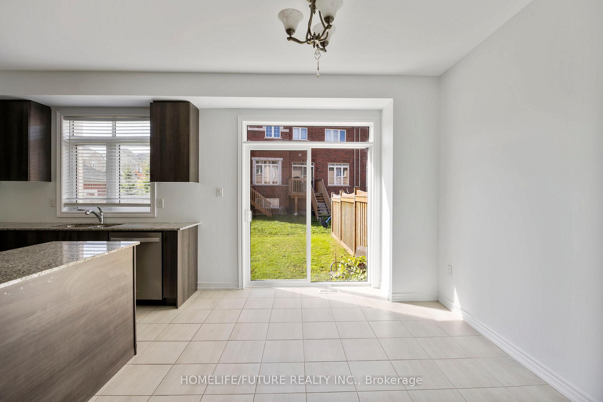 Photo 15 of 10 Brent Crescent, Clarington, Bowmanville — HOMEH