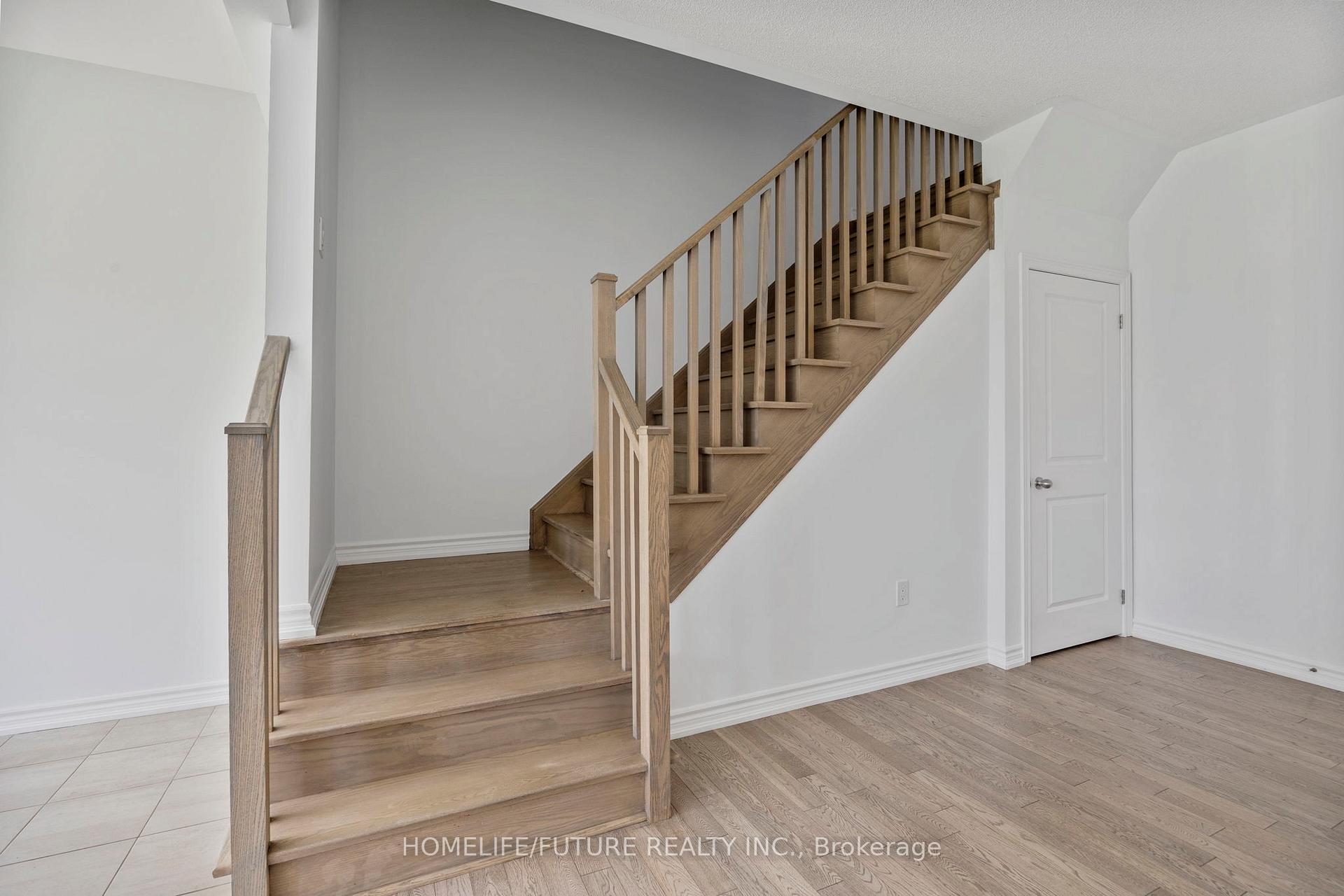 Photo 23 of 10 Brent Crescent, Clarington, Bowmanville — HOMEH