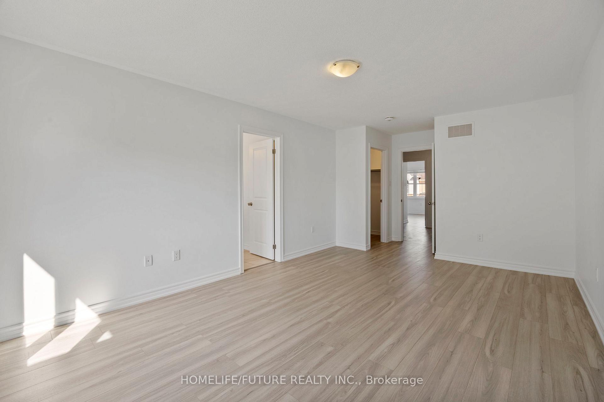 Photo 25 of 10 Brent Crescent, Clarington, Bowmanville — HOMEH