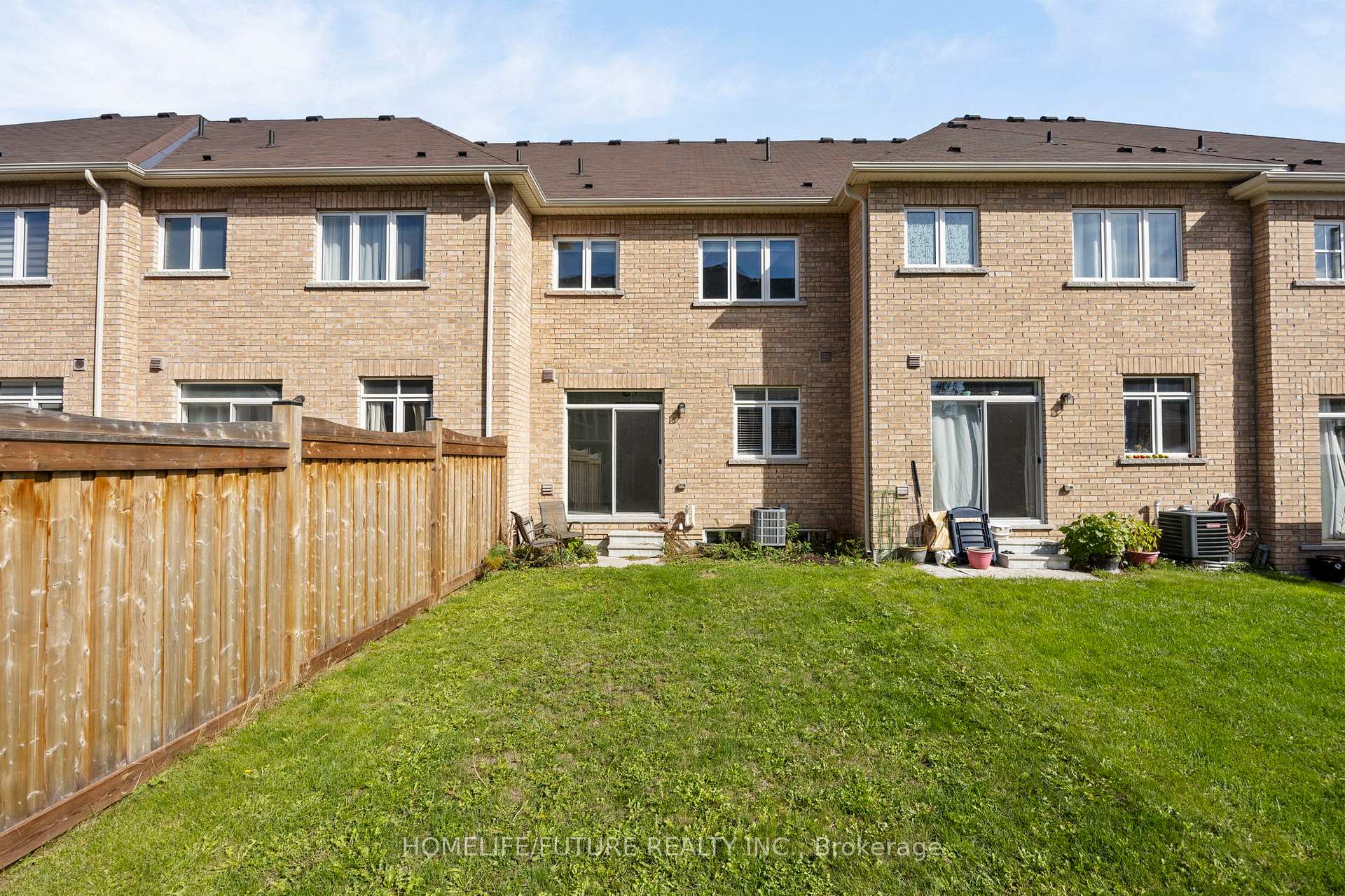 Photo 41 of 10 Brent Crescent, Clarington, Bowmanville — HOMEH
